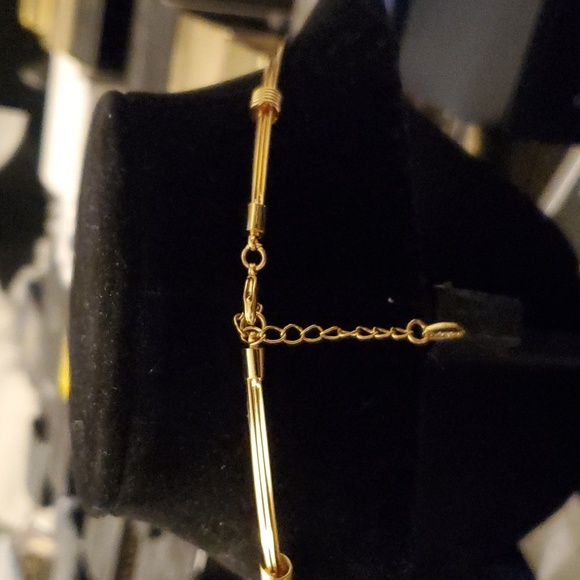 Cord and earing - Picture 4 of 4